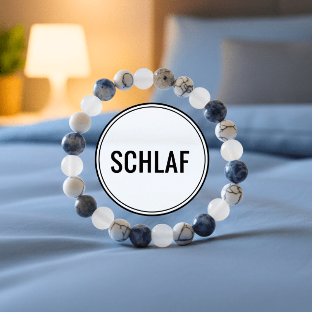 Witchhaven, Dominika Marx, handgefertigtes Schlaf Armband aus blauen Sodalith weißen Howlith und klaren Bergkristall Perlen, spiritueller Schmuck für eine erholsame Nacht, energetisch gereinigtes Edelstein Armband gegen Stress, elastisches Unikat für seelische Reinigung