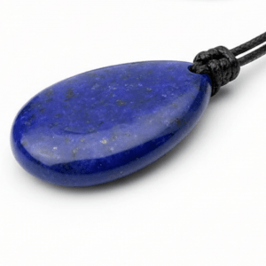 Witchhaven, Dominika Marx, handgefertigter großer Lapislazuli Tropfen Anhänger 5 cm hoch, tiefblauer Naturstein Schmuck für Intuition und Klarheit, energetisch gereinigter Heilstein an verstellbarem schwarzen Textilband, massives Unikat