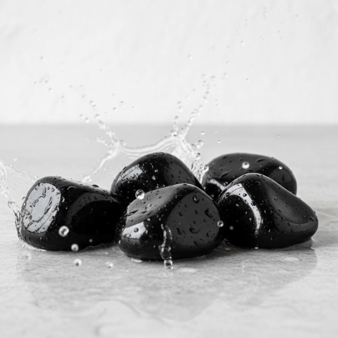 Witchhaven, Dominika Marx, Premium Obsidian Kristalle für die Wasser Reinigung, 5er Set polierte schwarze Natursteine, energetische Wasseraufbereitung mit Obsidian, spirituelles Set für Edelsteinwasser