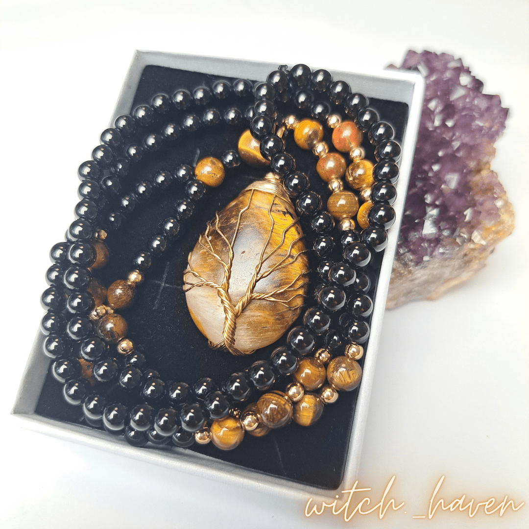 Witchhaven, Dominika Marx, Baum des Lebens Halskette, Tigerauge Anhänger Tropfen, Onyx Perlen Kette, handgefertigter spiritueller Schmuck, Lebensbaum Amulett, energetisch gereinigter Schutzstein Schmuck