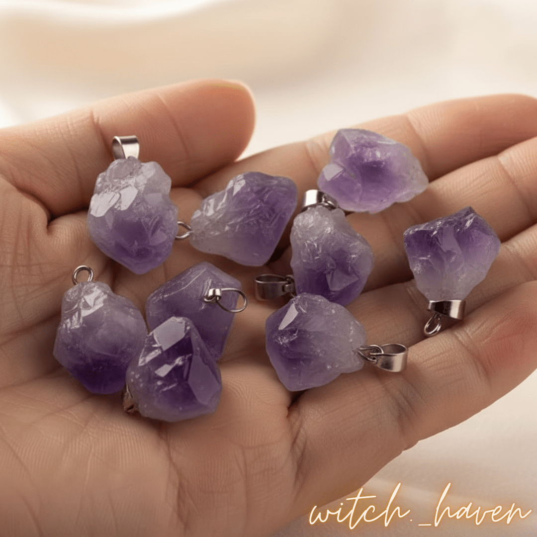 Witchhaven, Dominika Marx, Heilstein Amethyst Kette mit Rohkristall Anhänger, violetter Naturstein Schmuck für das Kronenchakra, spirituelle Halskette für Meditation, energetisch gereinigter Amethyst Stein