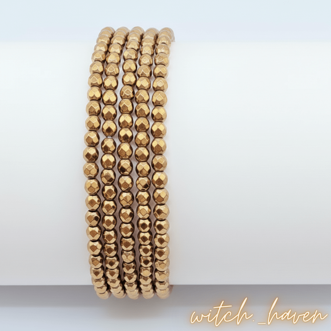 Witchhaven, Dominika Marx, handgefertigtes Pyrit Reichtumsarmband aus facettierten goldenen Naturstein Perlen, spiritueller Schmuck für Manifestation und Erfolg, energetisch gereinigtes Edelstein Armband für Fülle und Wohlstand, wählbar in 4mm oder 6mm