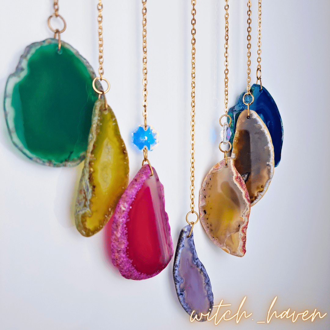 Witchhaven, Dominika Marx, Chakra Traumfänger Baum des Lebens, handgefertigter spiritueller Wandschmuck, 7 Chakra Edelsteine, Lebensbaum Windspiel, energetisch gereinigter Traumfänger, Geschenk für innere Balance