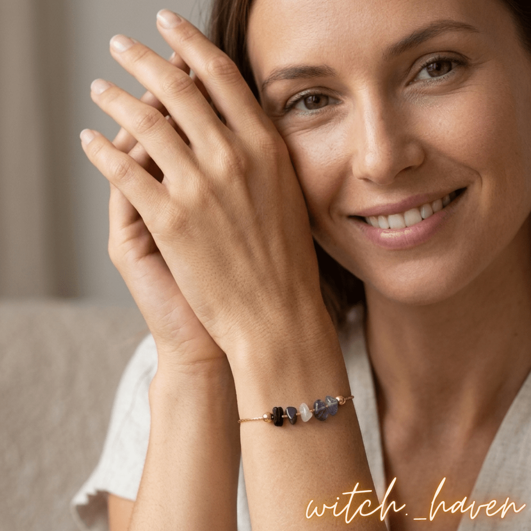 Magisches Schutzarmband Rohkristalle Dominika Marx, Obsidian Amethyst Schutzschmuck handgefertigt, Tansanit Rohstein Armband energetisch, spiritueller Begleiter Aura Schutz, handgemachtes Kristallarmband Witchhaven, rituelles Reinigungsritual Schmuck, Heilsteine für Schutz sowie Erdung, exklusives Design Rohkristalle goldfarben