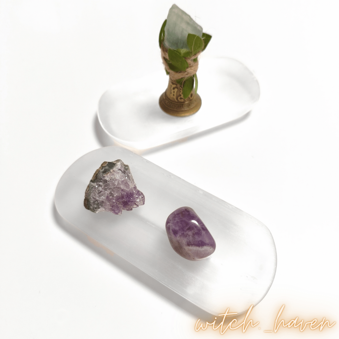 Selenit Schale oval echte Ladeschale Dominika Marx, exklusive Kristallschale weiß für Meditation sowie Alltag, spiritueller Begleiter Marienglas Witchhaven, handverlesener Naturstein Teller für Edelsteine, rituelles Reinigungsritual weißer Salbei Geschenkset, Edelsteine und Räucherwerk für Fokus sowie positive Gedanken, magische Ladeplatte transparent weiß